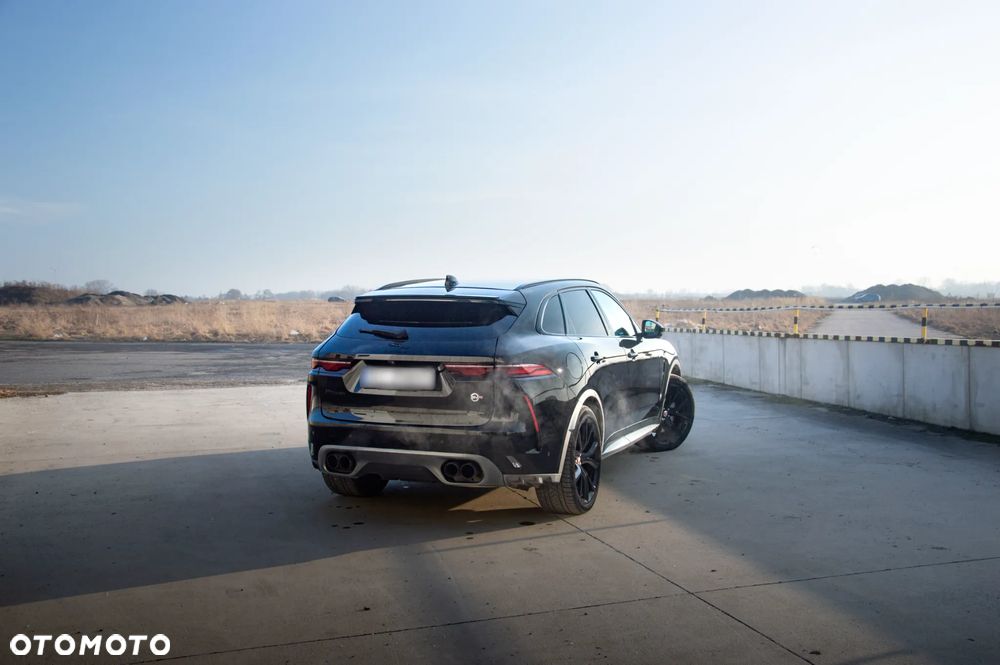 Jaguar F-Pace 5.0 V8 S/C AWD SVR - 13