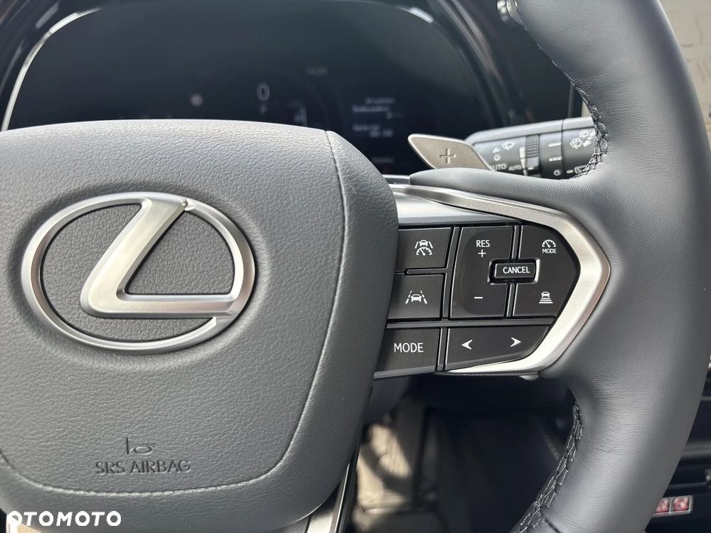 Lexus RX 450h+ Prestige - 17