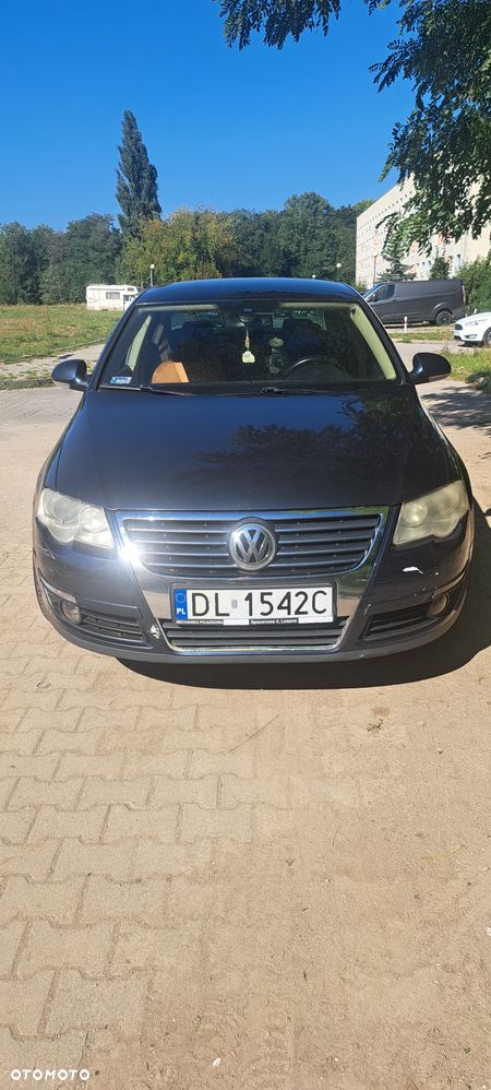 Volkswagen Passat 2.0 TDI DPF Highline - 1