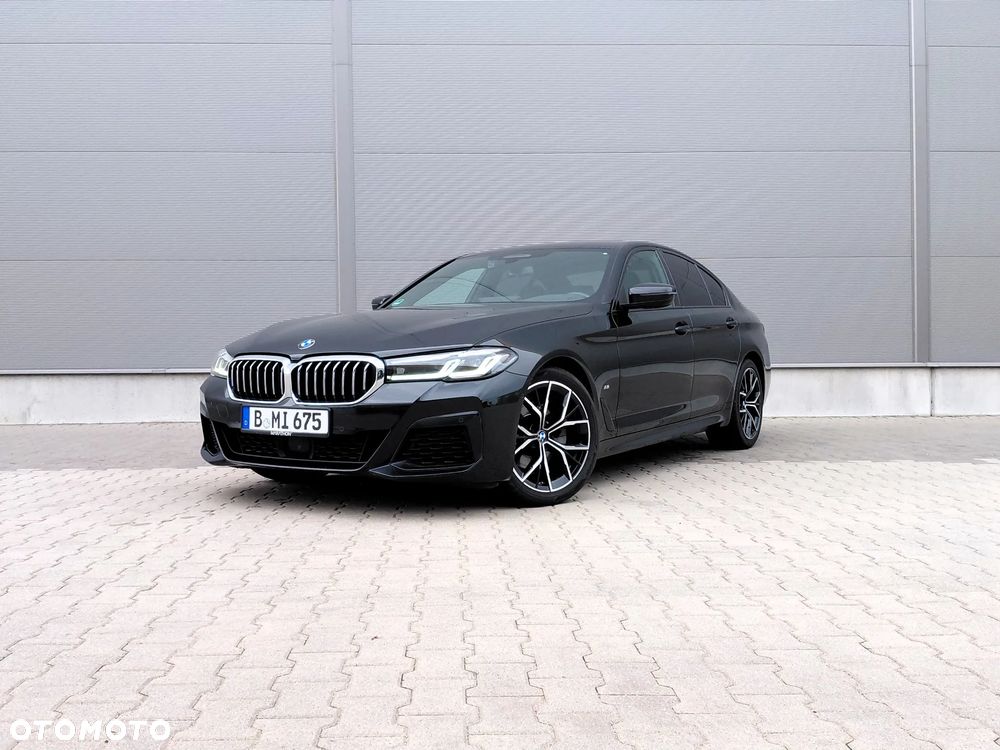 BMW Seria 5 520d M Sport Edition - 1