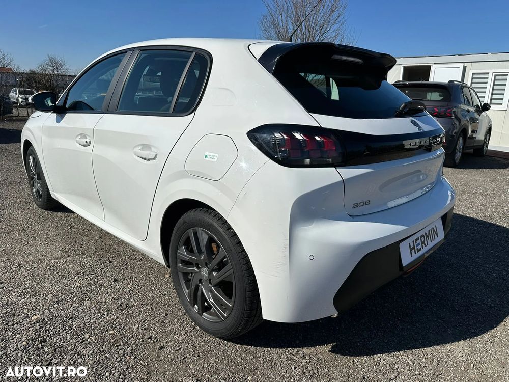 Peugeot 208 1.2 L PureTech STT EAT8 Active - 4