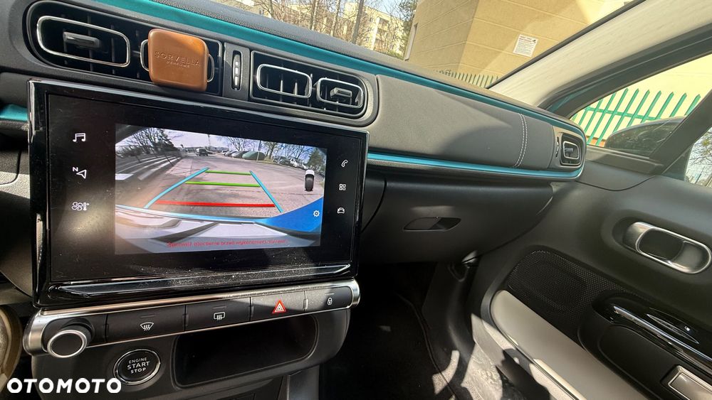 Citroën C3 1.2 PureTech Shine EAT6 - 10