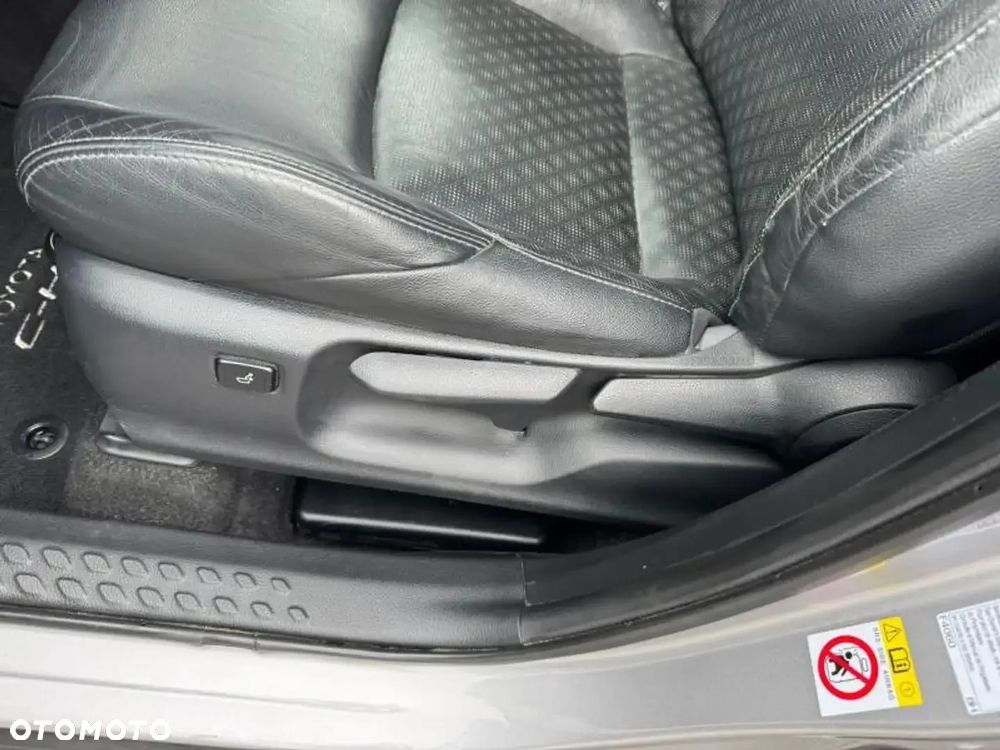 Toyota C-HR 1.2 T Premium - 16