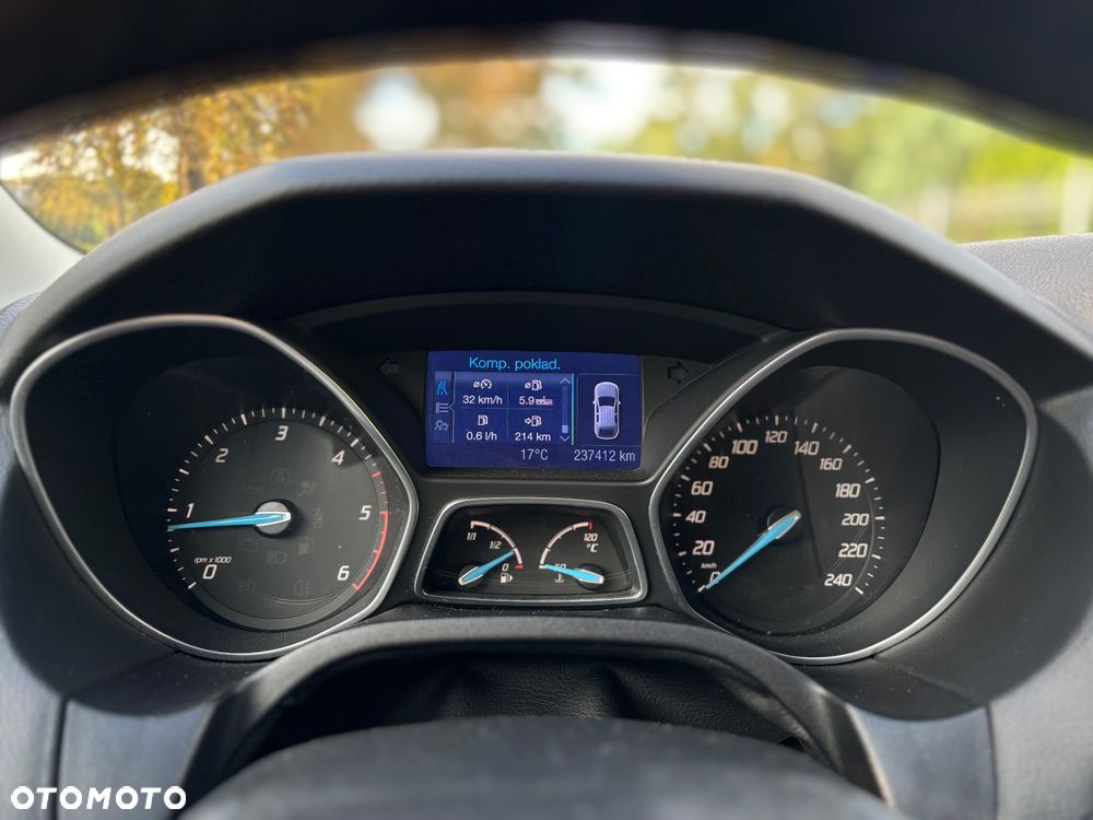 Ford Focus 1.6 TDCi DPF Start-Stopp-System Titanium - 13