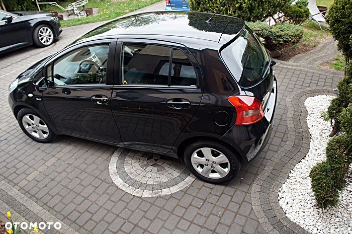 Toyota Yaris 1.4 D-4D Edition - 8