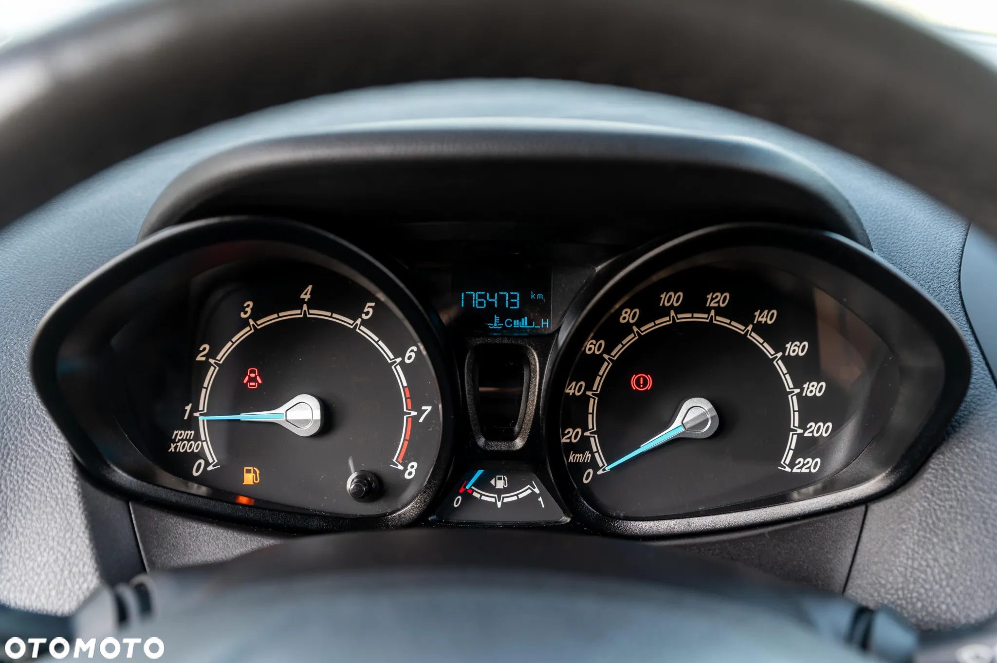 Ford Tourneo Courier 1.0 EcoBoost Trend - 22