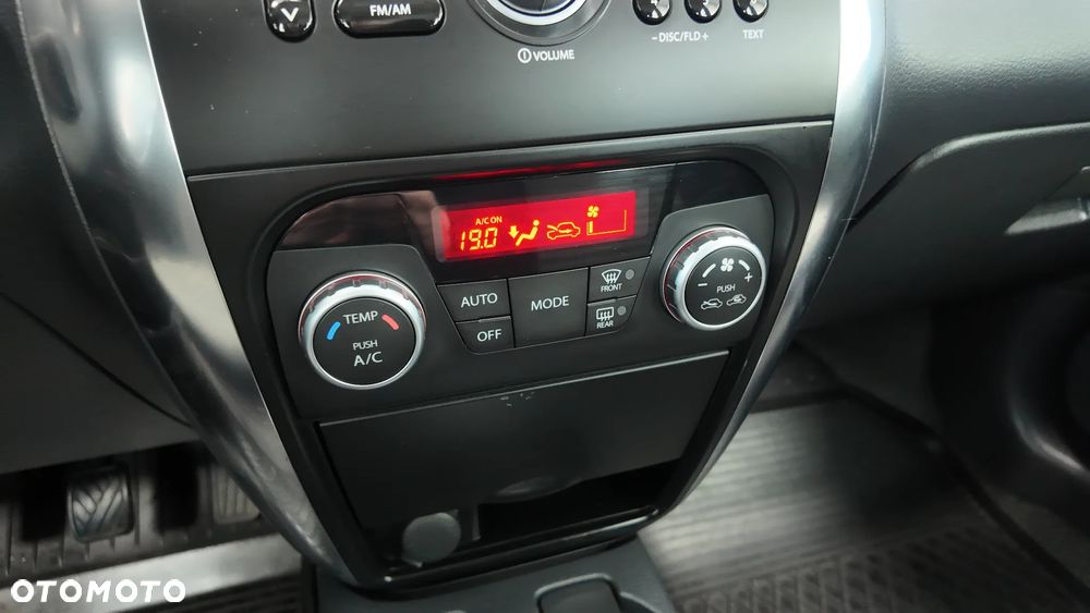 Suzuki SX4 1.6 Premium - 24