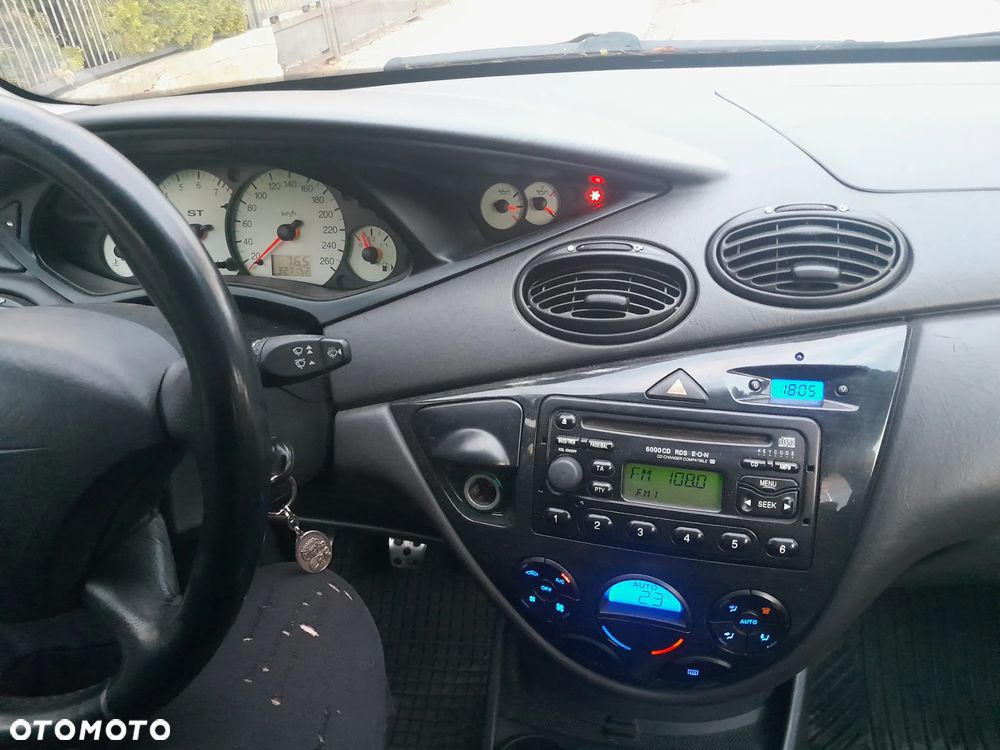 Ford Focus - 9