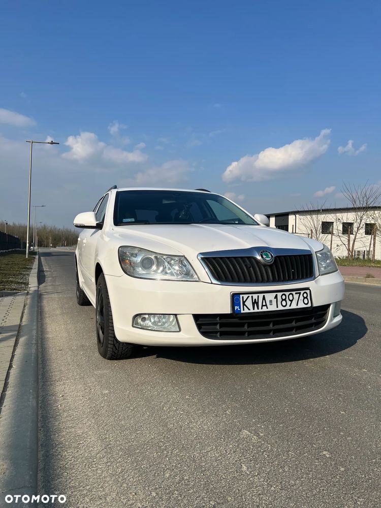 Skoda Octavia 1.6 TDI Ambiente - 3