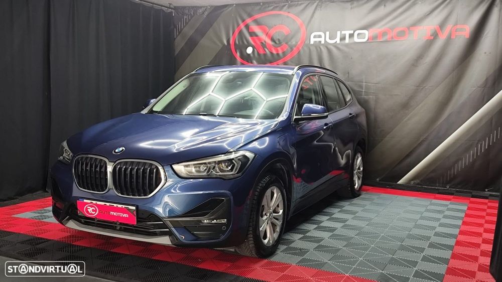 BMW X1 25 e xDrive Corporate Edition - 4