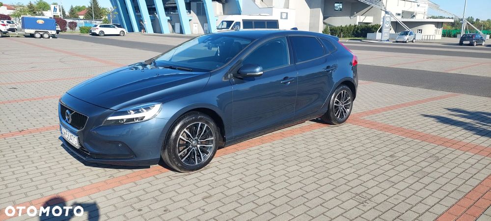 Volvo V40 D3 Momentum - 4