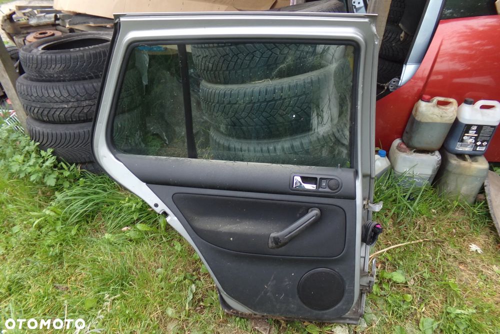 Drzwi lewe tylne VW Golf IV LD7V - 2
