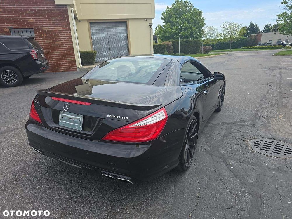 Mercedes-Benz SL 63 AMG - 4