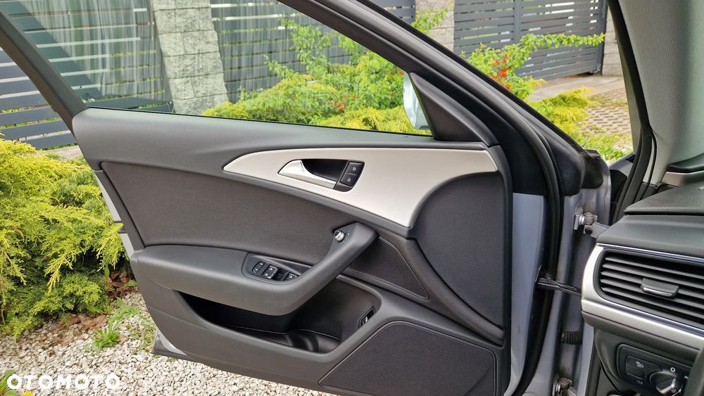 Audi A6 Avant 2.0 TDI Quattro S tronic - 32