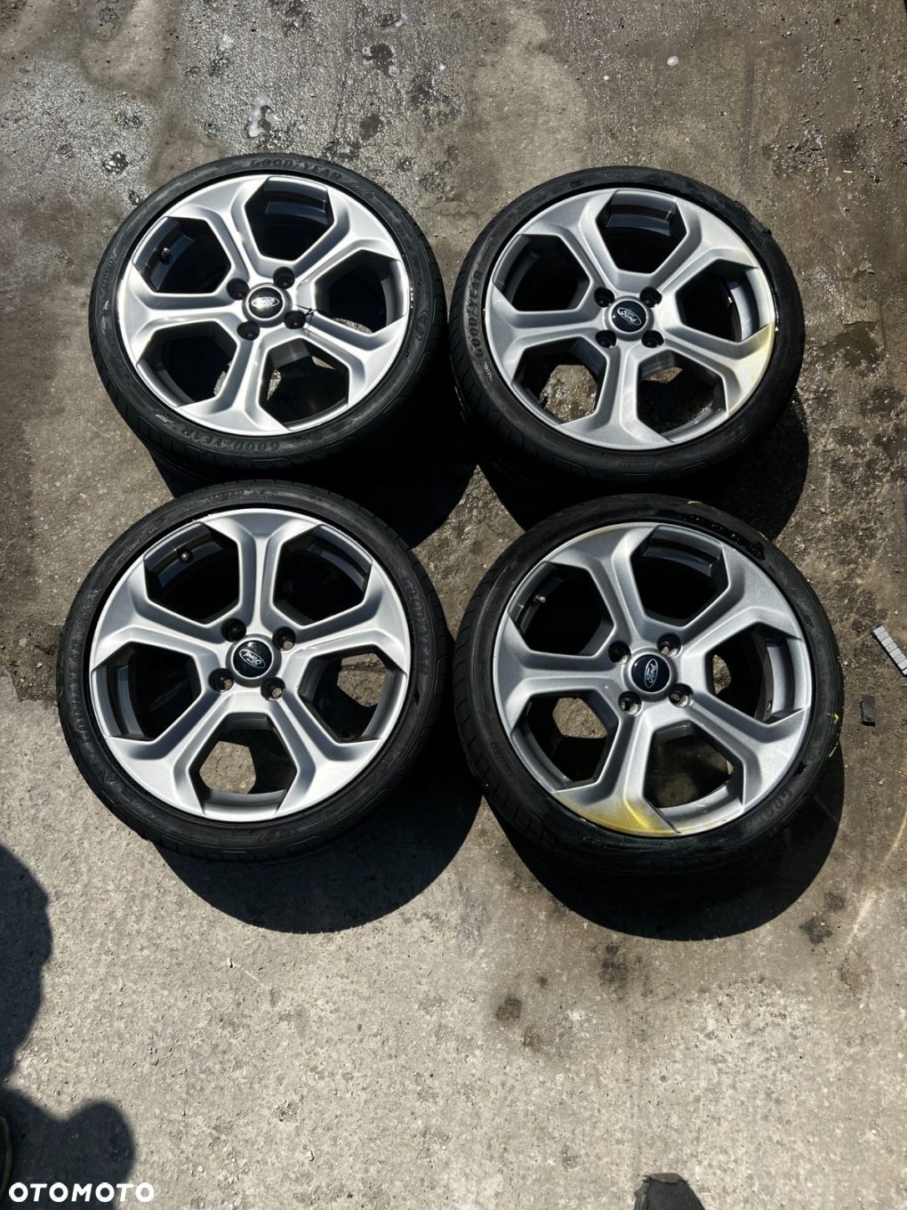 KOŁA FELGI OPONY LETNIE FORD FIESTA MK7 ST 205/40 R17 - 1