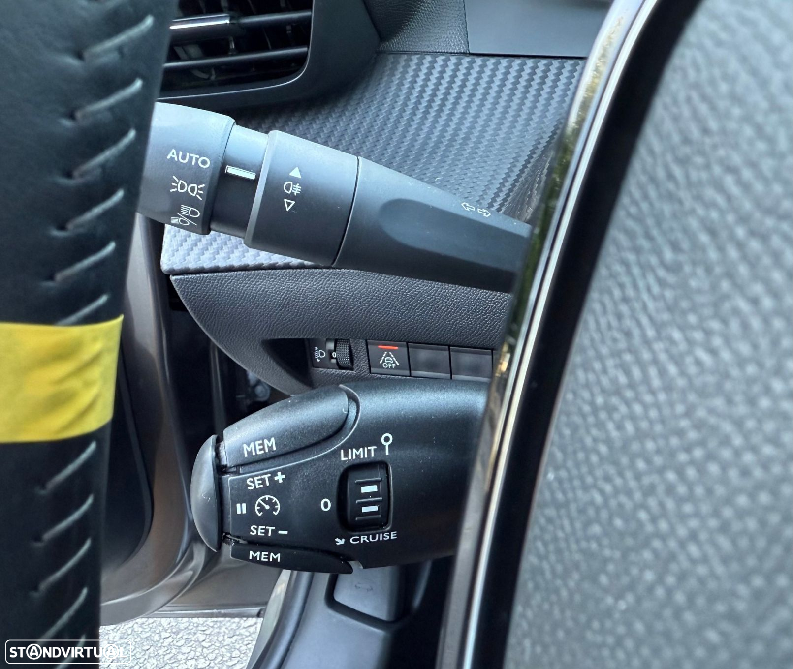 Peugeot 208 1.2 PureTech Active Pack - 12