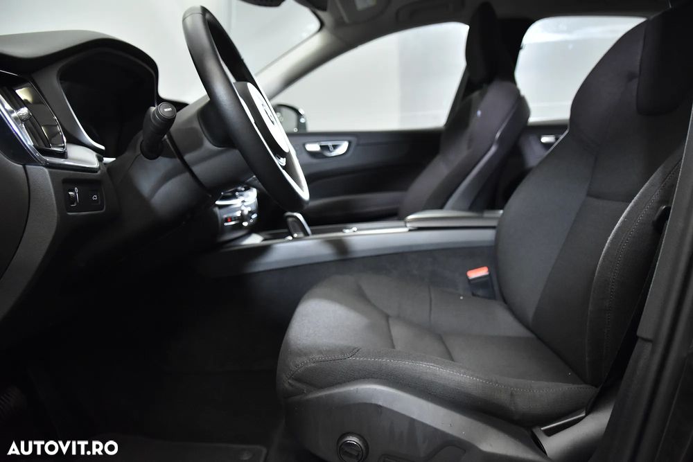 Volvo XC 60 B4 D Geartronic Momentum - 22