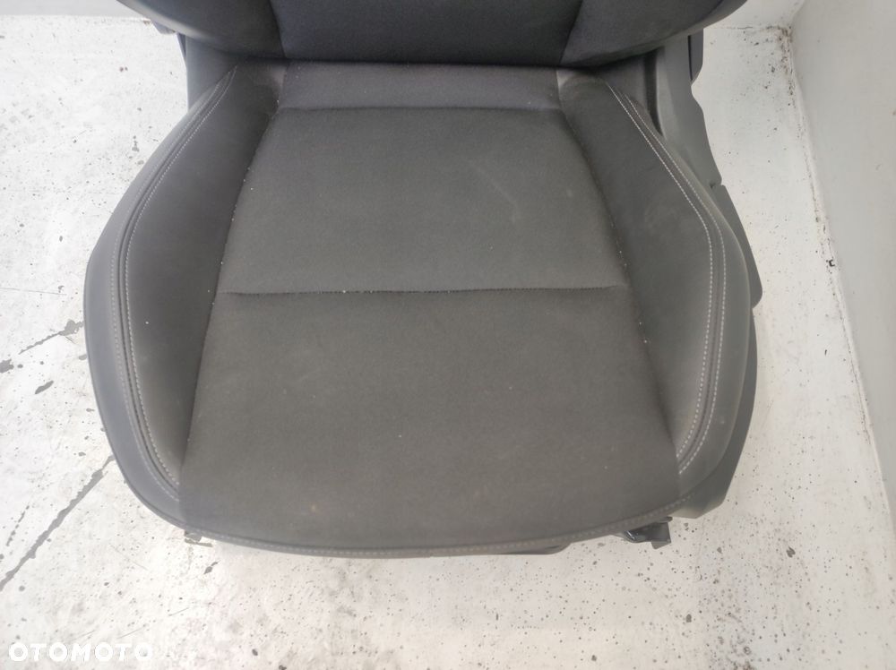 fotel kierowcy lewy przód renault kangoo iv 4 - 2