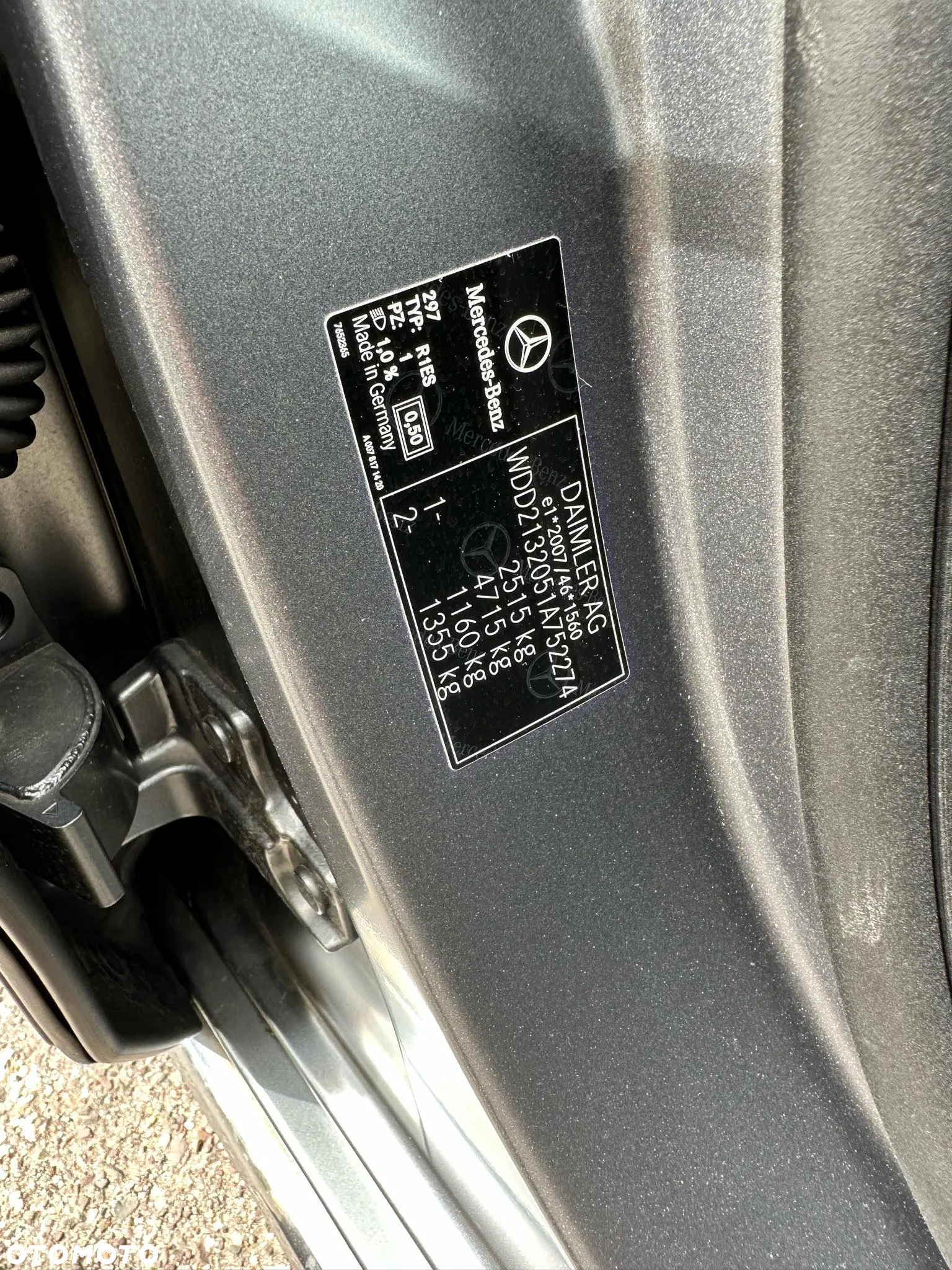 Mercedes-Benz Klasa E 220 d 4Matic T 9G-TRONIC Exclusive - 6