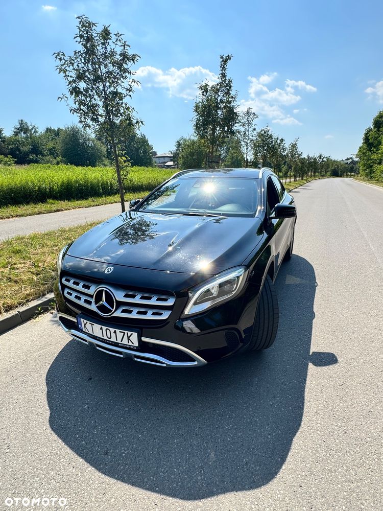 Mercedes-Benz GLA 220 4-Matic - 2