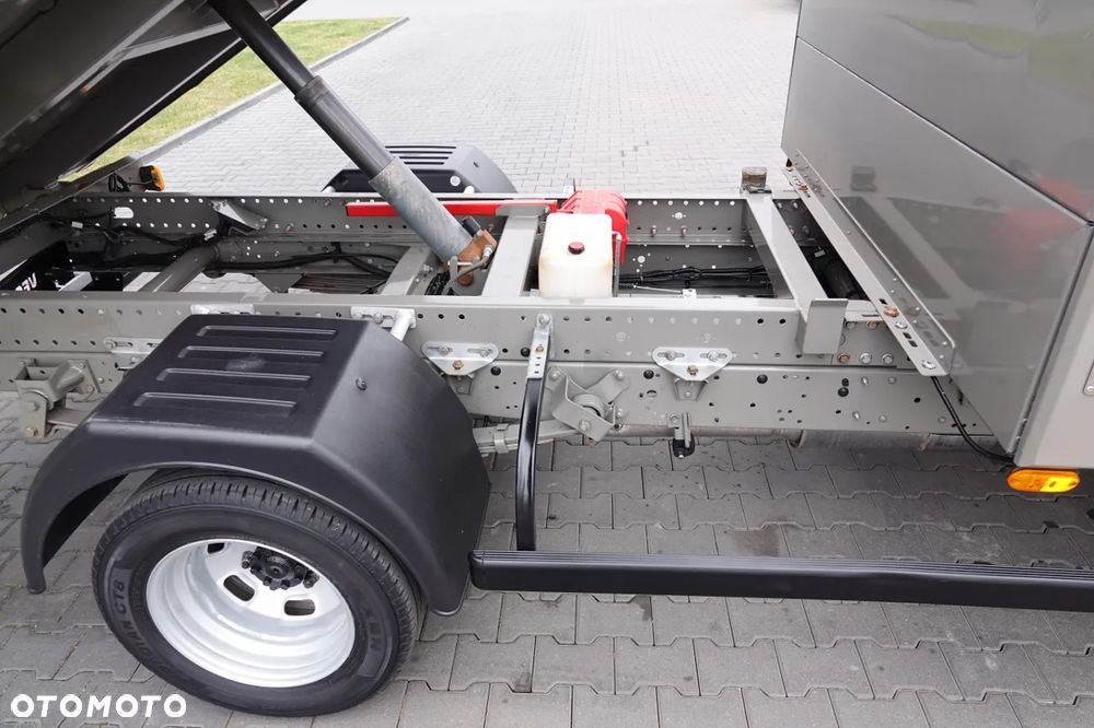 Iveco DAILY 35-120 / WYWROTKA TYLNOZSYPOWA / BLIŹNIAK / MANUAL  / SPROWADZONY - 8