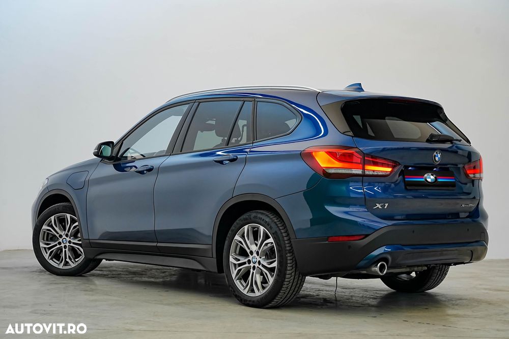 BMW X1 xDrive25e xLine - 13