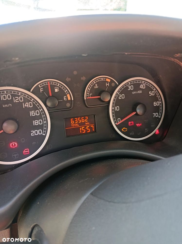 Fiat Punto 1.2 8V Classic - 5