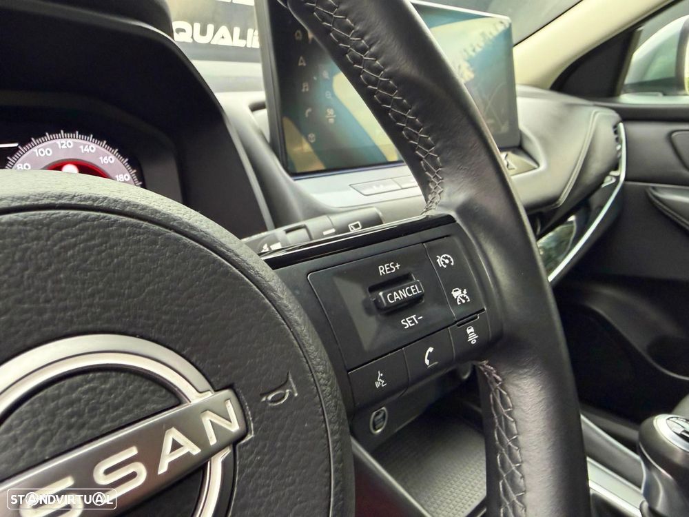 Nissan Qashqai 1.3 DIG-T N-Connecta - 14