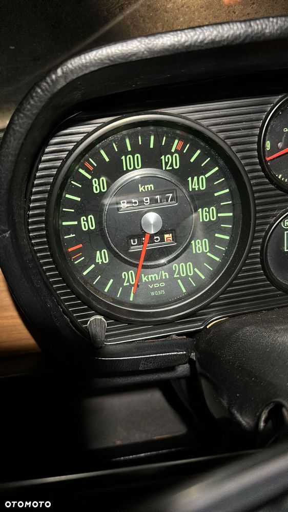 Audi 100 - 6