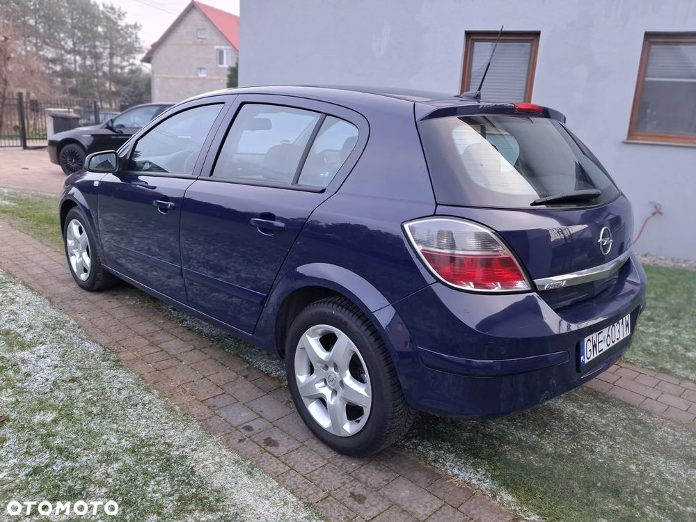Opel Astra 1.4 Innovation - 4