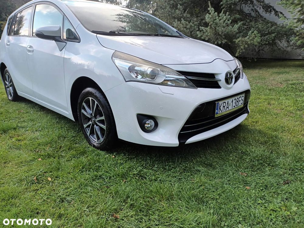 Toyota Verso - 12