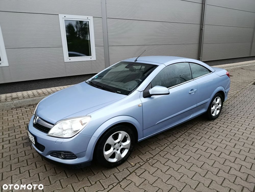 Opel Astra Twin Top 1.8 Endless Summer - 3