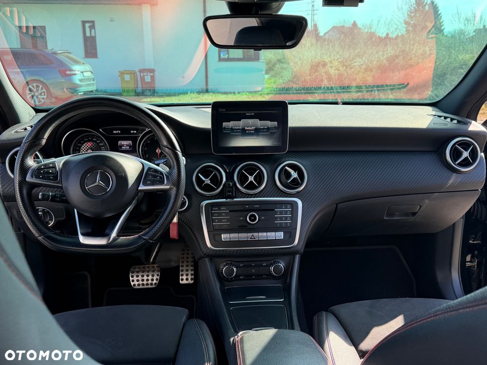 Mercedes-Benz Klasa A 180 7G-DCT AMG Line - 10