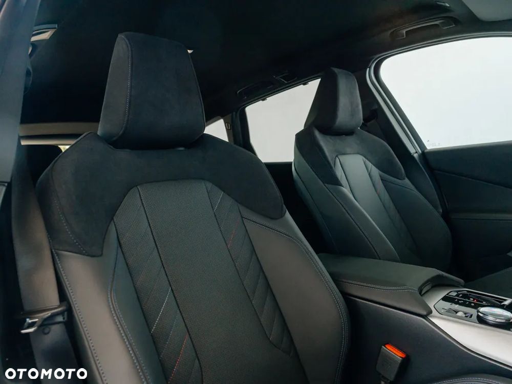 BMW X3 20 xDrive - 13