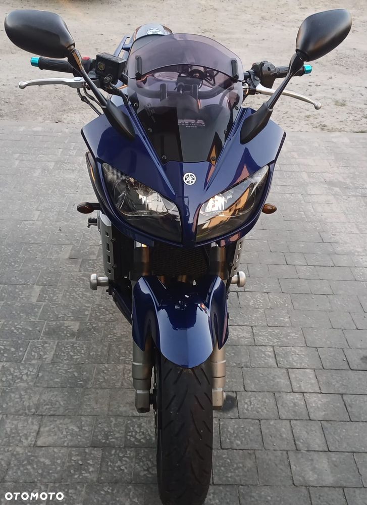 Yamaha FZS - 3