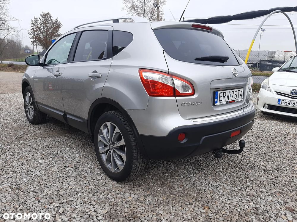Nissan Qashqai 1.6 Tekna - 4