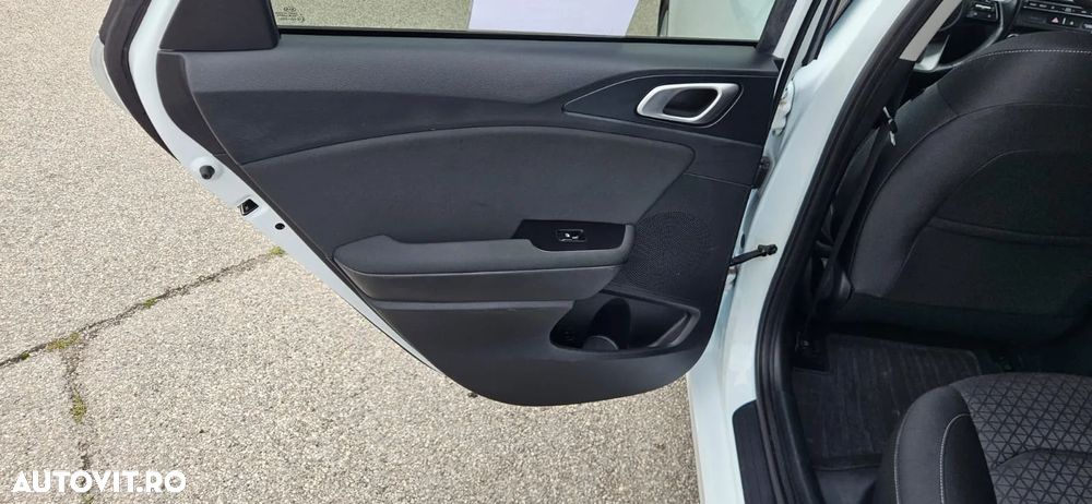 Kia Ceed 1.6 CRDi Edition 7 - 11