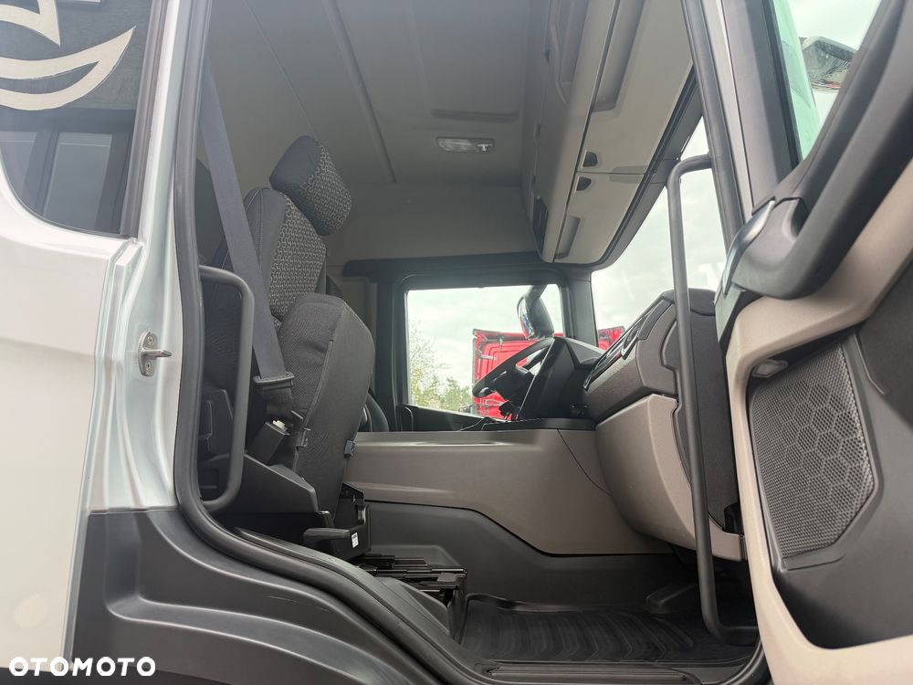 Scania P450 XT 8x4 Multilift 26ton - 14