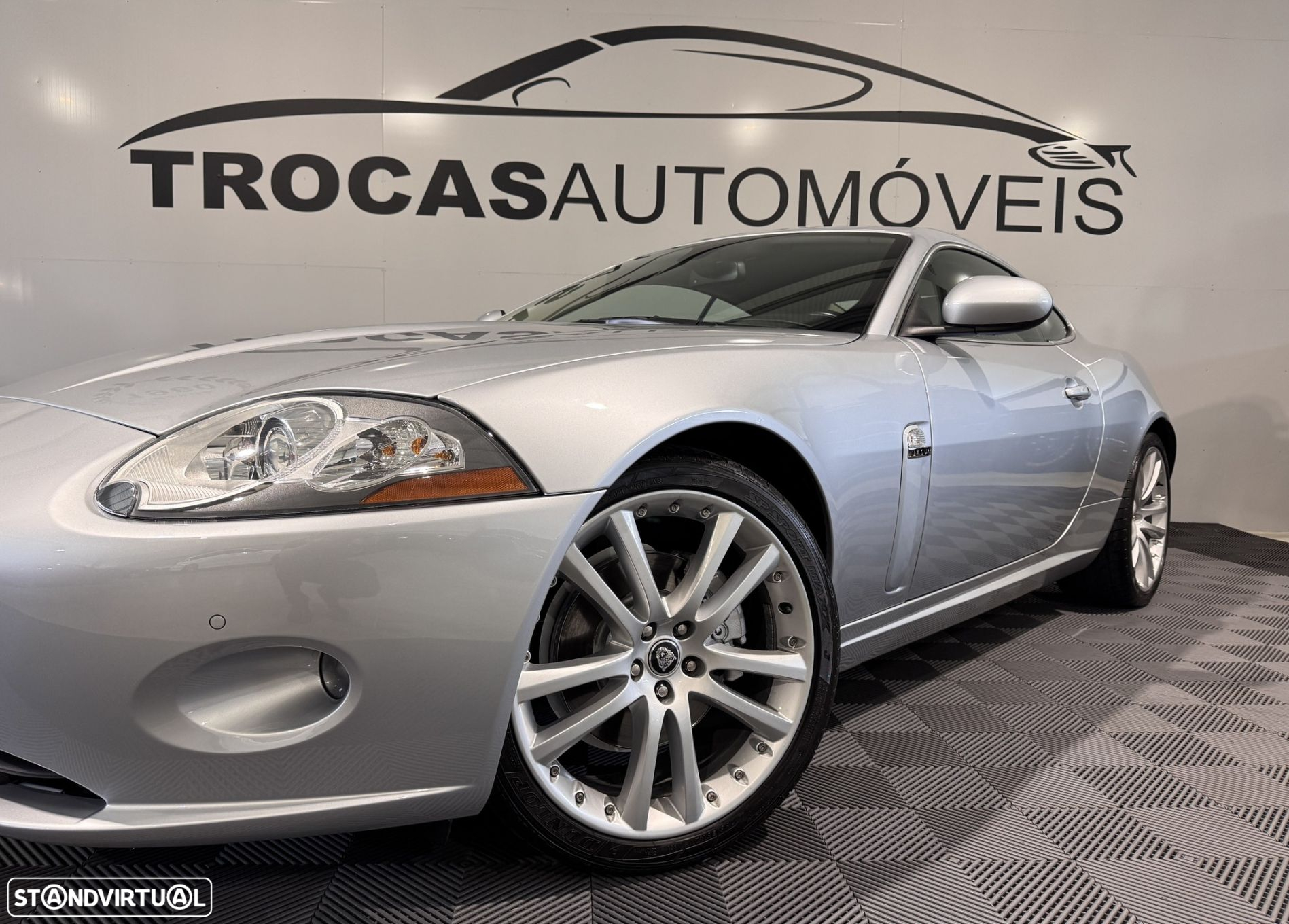 Jaguar XK 4.2 V8 Coupé - 48