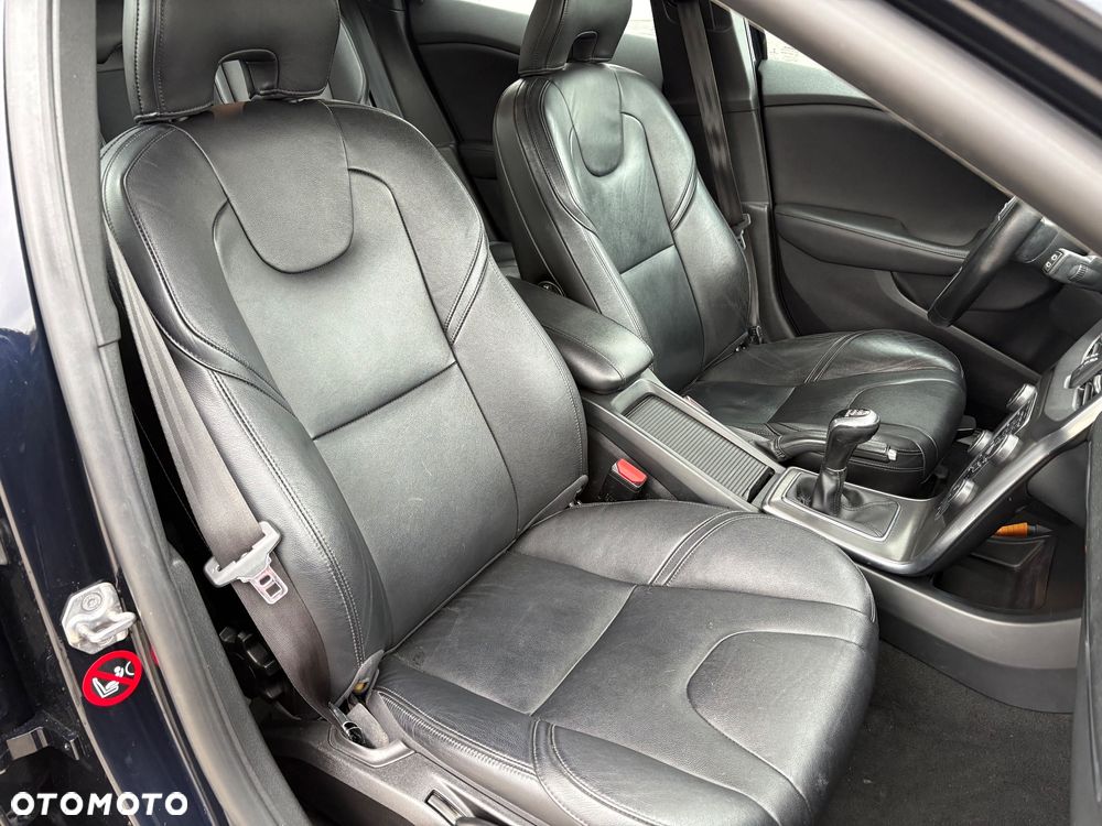Volvo V40 D2 Summum - 20