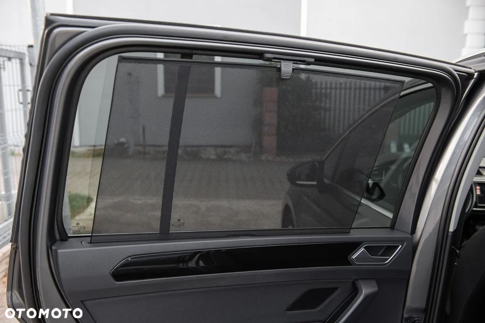 Volkswagen Touran 1.8 TSI (BlueMotion Technology) DSG Highline - 25
