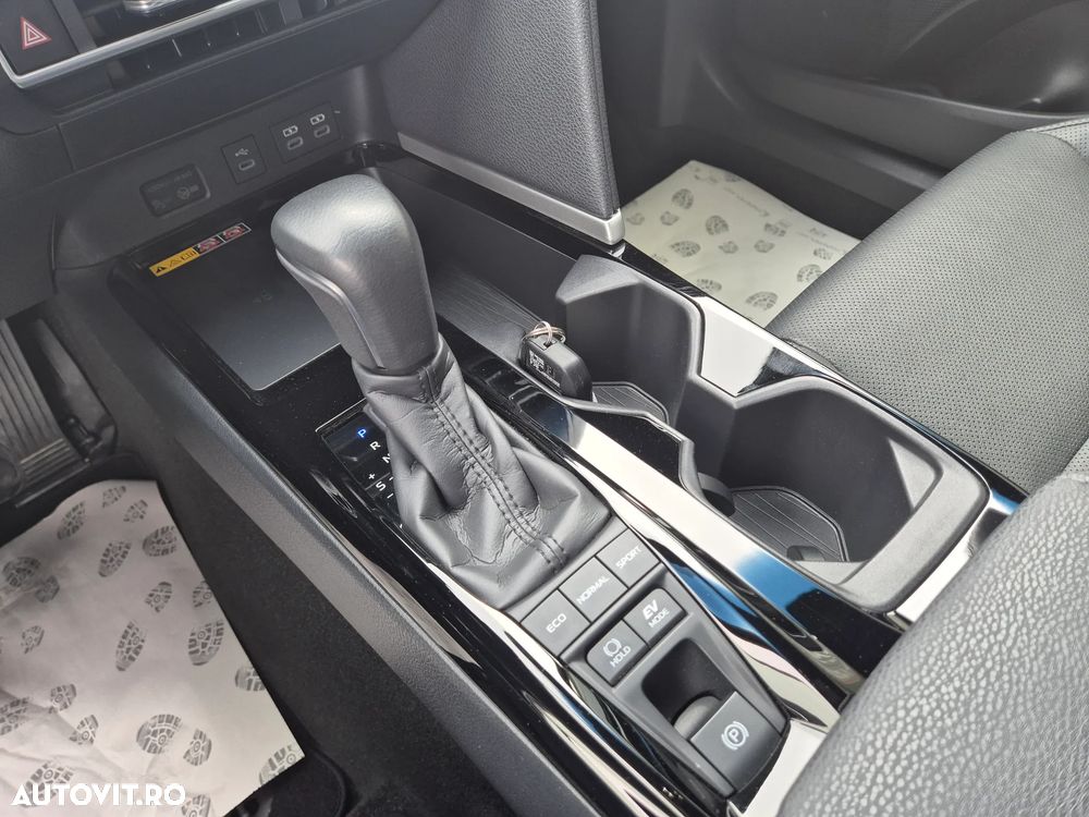 Toyota Camry 2.5 Exclusive - 27