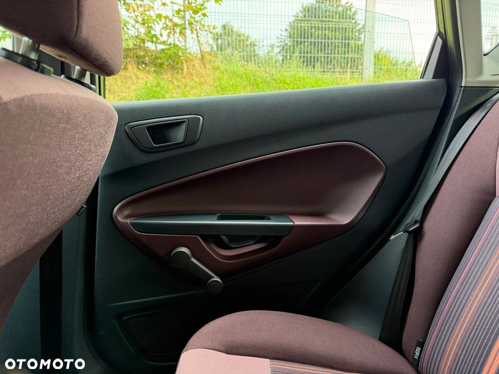 Ford Fiesta 1.6 TDCi Trend - 17