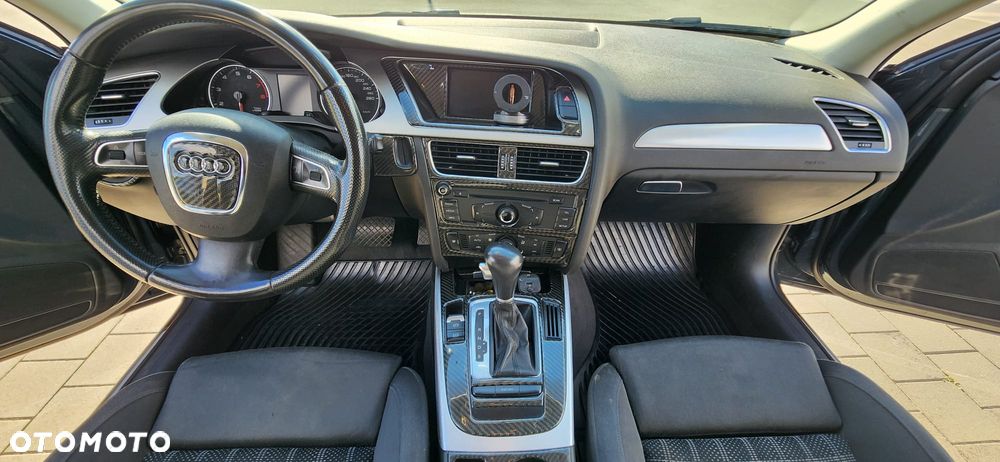 Audi A4 Avant - 15