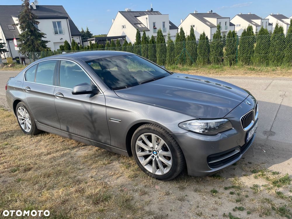 BMW Seria 5 520d xDrive - 1