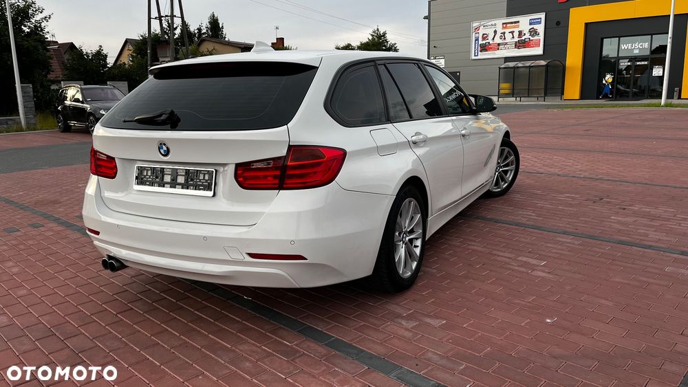 BMW Seria 3 - 21