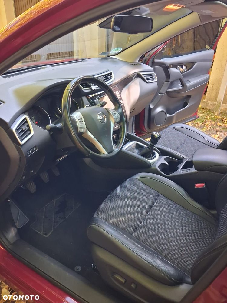 Nissan Qashqai - 14