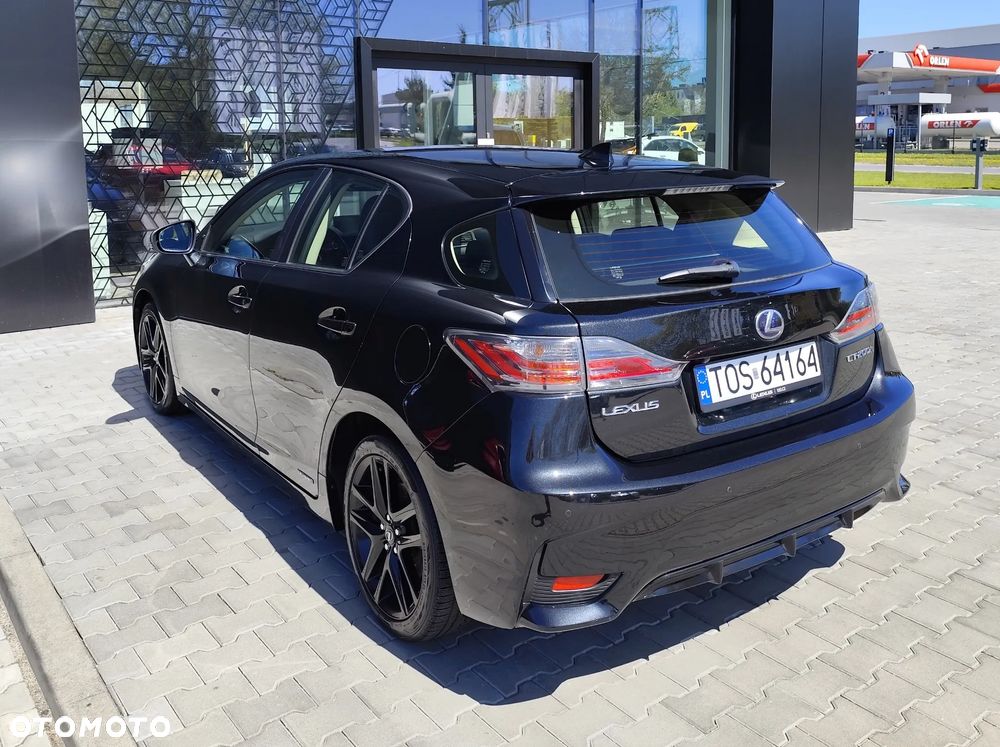 Lexus CT - 5
