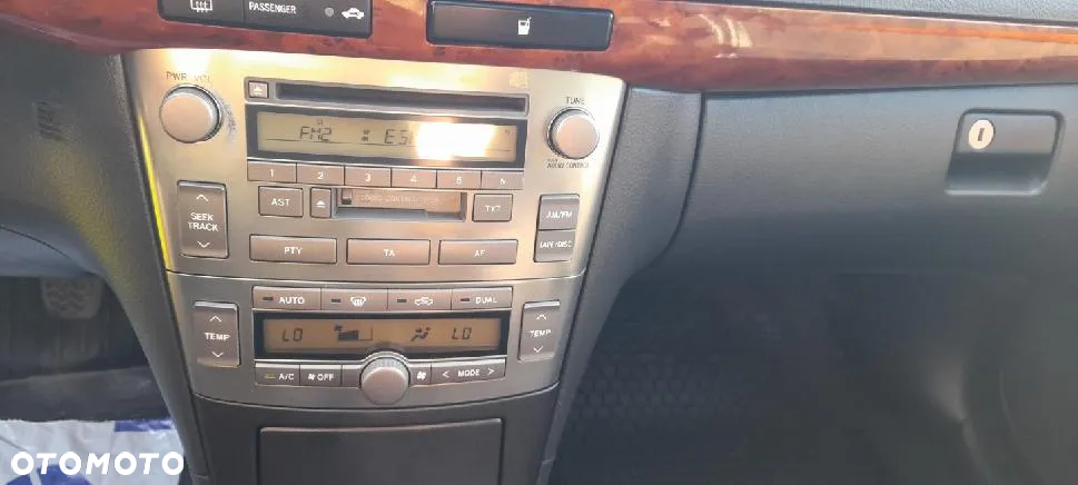 Toyota Avensis - 7