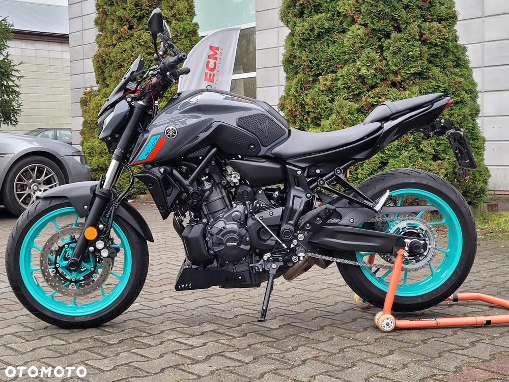 Yamaha MT - 9